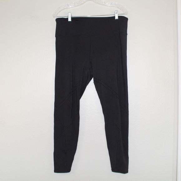 Joylab Black High Waisted Leggings — Extra Large - Picture 4 of 11